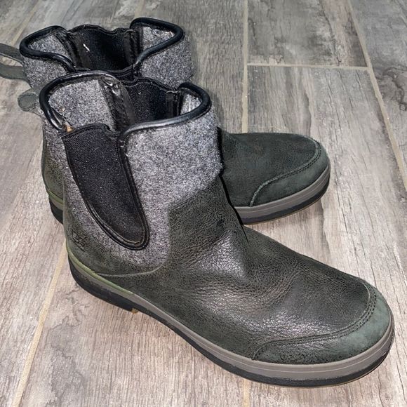 Men’s UGG winter boots size 10 check out pictures thanks main image 8